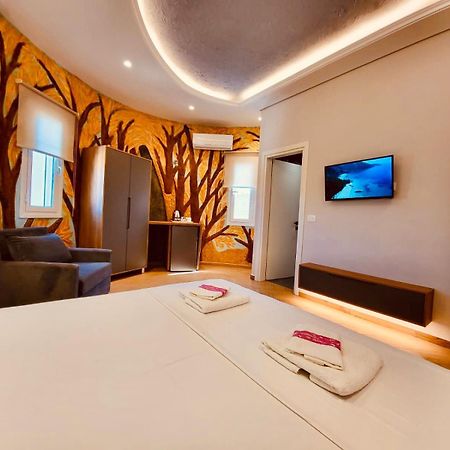 Villa Sarti Ксамил Екстериор снимка