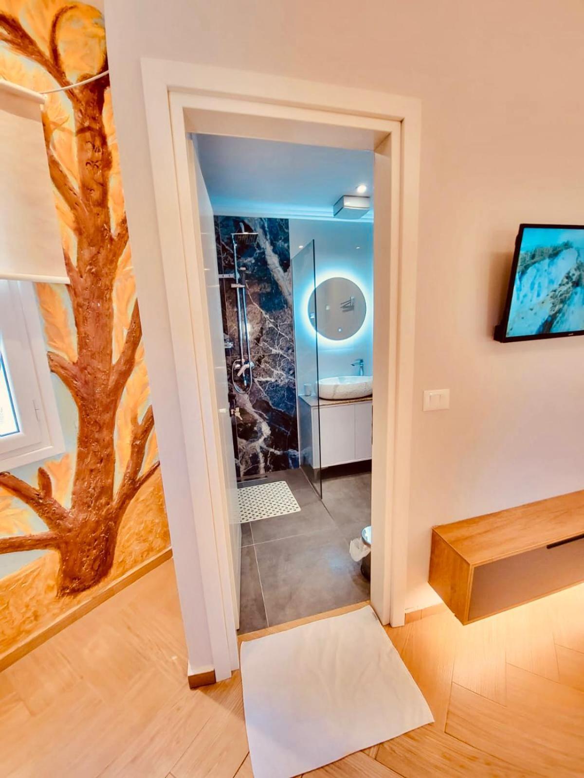 Villa Sarti Ксамил Екстериор снимка